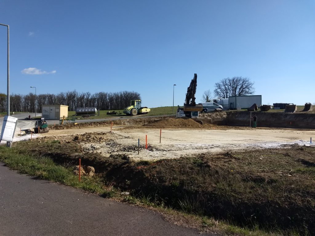 Chantier MAIRIE D'ANDILLAC garage automobile